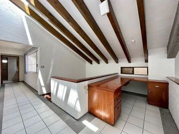 Casa de 4 recamaras, mas Jardín en El Tejar, Murillo Vidal.
