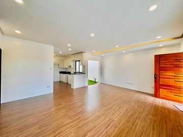 Amazing Brand New Duplex House and Lot for Sale in BF RESORTx Las Piñas City