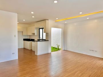 Amazing Brand New Duplex House and Lot for Sale in BF RESORTx Las Piñas City