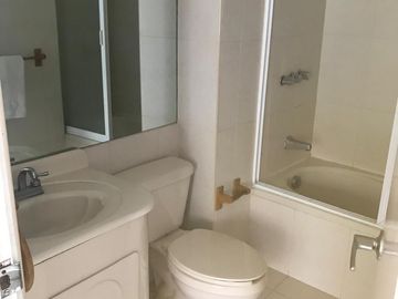 Baja de precio, aprovecha departamento en venta en Parques de la Herradura