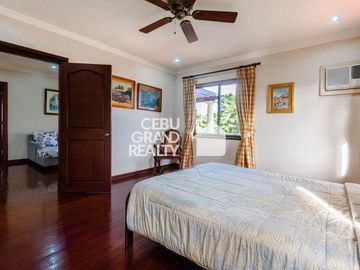 Furnished 3 Bedroom House with Swimming Pool for Sale in Maria Luisa Park