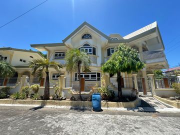 7 BEDROOMS CORNER MEDITERREANEAN DESIGN HOUSE AND LOT FOR SALE IN BF HOMES PARANAQUE