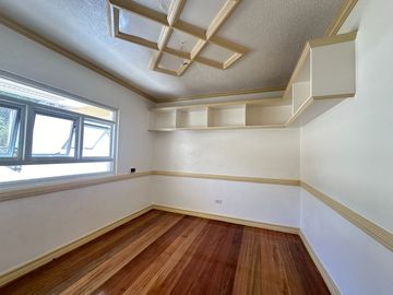 7 BEDROOMS CORNER MEDITERREANEAN DESIGN HOUSE AND LOT FOR SALE IN BF HOMES PARANAQUE