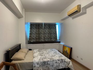 The St. Francis Shangri-La Place Tower 1 - 1 Bedroom Condo Unit with Balcony & 1 Parking Space