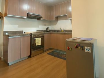 The St. Francis Shangri-La Place Tower 1 - 1 Bedroom Condo Unit with Balcony & 1 Parking Space