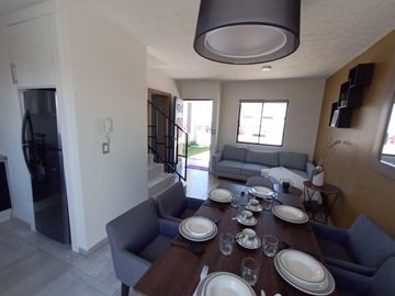 Casa en venta de 2 habitaciones en PACHUCA con COCINA y CISTERNA de REGALO