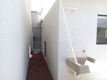 Casa en venta de 2 habitaciones en PACHUCA con COCINA y CISTERNA de REGALO