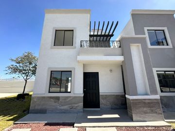 Compra tu Casa de 2 Habitaciones con Cisterna  en Pachuca a 30 mins del AIFA.