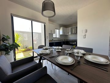 Compra tu Casa de 2 Habitaciones con Cisterna  en Pachuca a 30 mins del AIFA.