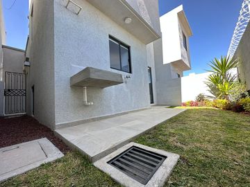 Compra tu Casa de 2 Habitaciones con Cisterna  en Pachuca a 30 mins del AIFA.