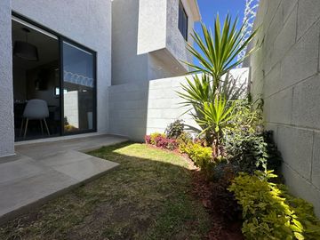 Compra tu Casa de 2 Habitaciones con Cisterna  en Pachuca a 30 mins del AIFA.