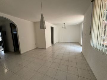 CASA EN VENTA SECTOR ENCINOS AL NORTE DE AGUASCALIENTES