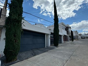 CASA EN VENTA SECTOR ENCINOS AL NORTE DE AGUASCALIENTES