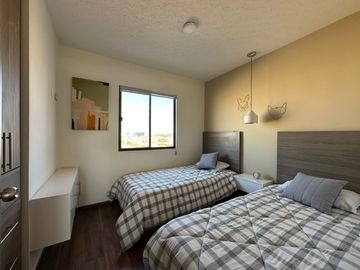 Tu Espacio Personal: Casa Nueva con Cisterna y Cocina de 2 Habitaciones al Sur de Pachuca.