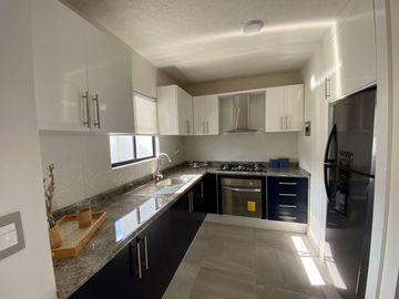 En Venta Casa en Privada de 2 Habitaciones Ideal para Parejas a 30 mins del AIFA con CISTERNA