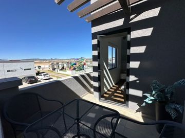 Vive Con Estilo: En Venta Casa Nueva en Privada de 2 Habitaciones en Pachuca a 45 mins de la CDMX con CISTERNA y COCINA de REGALO 🎁