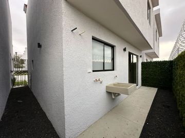 Casa Nueva en Venta de 3 Habitaciones al sur de Pachuca con CISTERNA