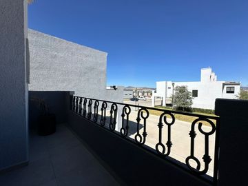 Oportunidad de Inversión: Casa en Venta de 3 Habitaciones en Los Viñedos Residencial Pachuca