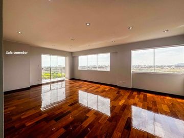 ESPECTACULAR DEPARTAMENTO CON VISTA PANORÁMICA AL JOCKEY CLUB