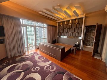 FOR SALE - Unit in The SkyVillas at One Balete, Quezon City