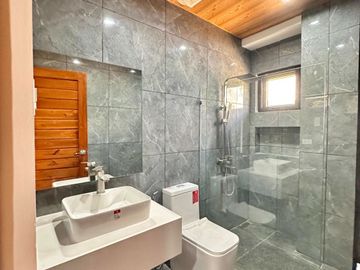 FOR SALE NEWLY BUILT MARVELOUS DESIGN 3 STOREY HOUSE IN BATANGAS