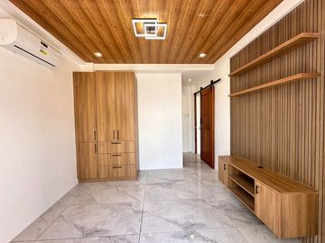 FOR SALE NEWLY BUILT MARVELOUS DESIGN 3 STOREY HOUSE IN BATANGAS