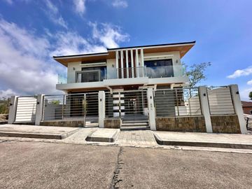FOR SALE NEWLY BUILT MARVELOUS DESIGN 3 STOREY HOUSE IN BATANGAS