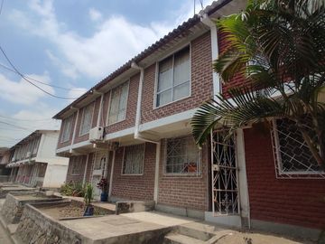 Se vende Casa en Guayaquil Norte La Beata Mercedes Molina