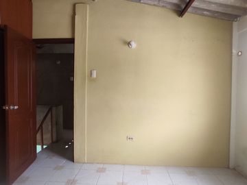 Se vende Casa en Guayaquil Norte La Beata Mercedes Molina