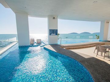 Departamento con vista al mar en Torre Boca de Cielo a la Venta!