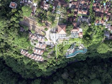 Breathtaking Ubud Leasehold 1-Bed Villa for Sale – Live in Bali’s Most Iconic Location