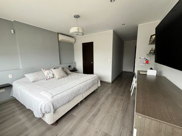 VENDO CASA MODERNA EN CASUARINAS SUR - SURCO