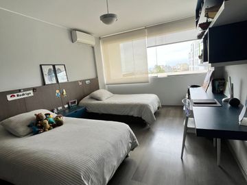 VENDO CASA MODERNA EN CASUARINAS SUR - SURCO