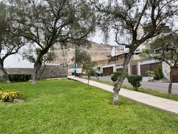 VENDO CASA MODERNA EN CASUARINAS SUR - SURCO