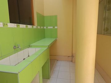SE VENDE CASA EN URB. INGENIEROS CHICLAYO