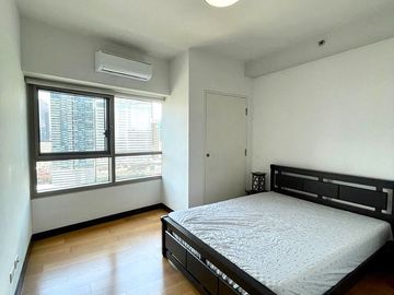 Modern 2-Bedroom with Balcony for Sale at The Residences, Makati