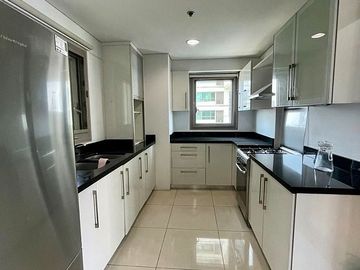 Modern 2-Bedroom with Balcony for Sale at The Residences, Makati