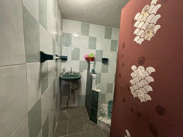 VENTA CASA SOBRE AV NICOLAS BRAVO, ECATEPEC