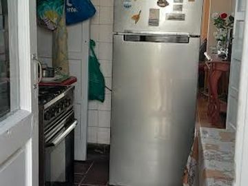 SOLIDA CASA  UN PISO TRADICIONAL COMUNA DE  SAN MIGUEL. ANTEJARDIN Y PATIO