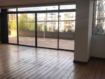 DEPARTAMENTO DUPLEX EN LA AV. ELOY ALFARO