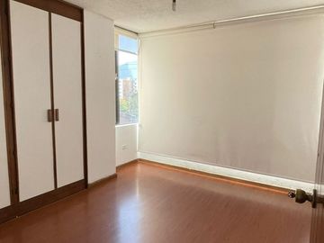 DEPARTAMENTO DUPLEX EN LA AV. ELOY ALFARO