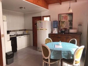 INVERSIÓN HERMOSO SITIO EN VENTA CON DOS AMPLIAS CABAÑAS
