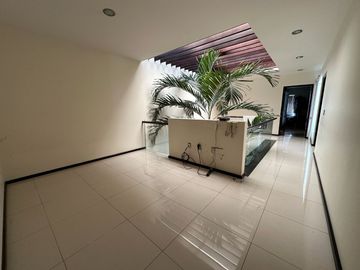 CASA EN VENTA EN LOMAS DE LAS AMERICAS HAB. EN PLANTA BAJA