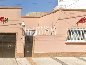 CASA EN COLONIA INDUSTRIAL, CIUDAD DE MÉXICO.