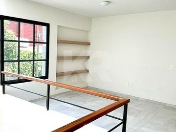 Casa Minimalista con Roof Top, Jardín y Alberca en Privada de Lujo $8,490,000 MXN