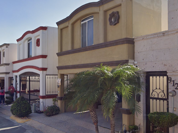 VENTA DE CASA EN GENERAL ESCOBEDO