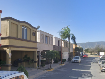 VENTA DE CASA EN GENERAL ESCOBEDO