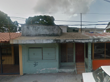 CASA EN CALLE SEIS, PADRE HIDALGO EN MANZANILLO, ¡NO CREDITOS!