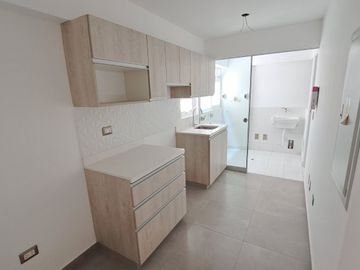 SE VENDE DEPARTAMENTO EN LA CASTELLANA SANTIAGO DE SURCO