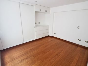 SE VENDE DEPARTAMENTO EN LA CASTELLANA SANTIAGO DE SURCO